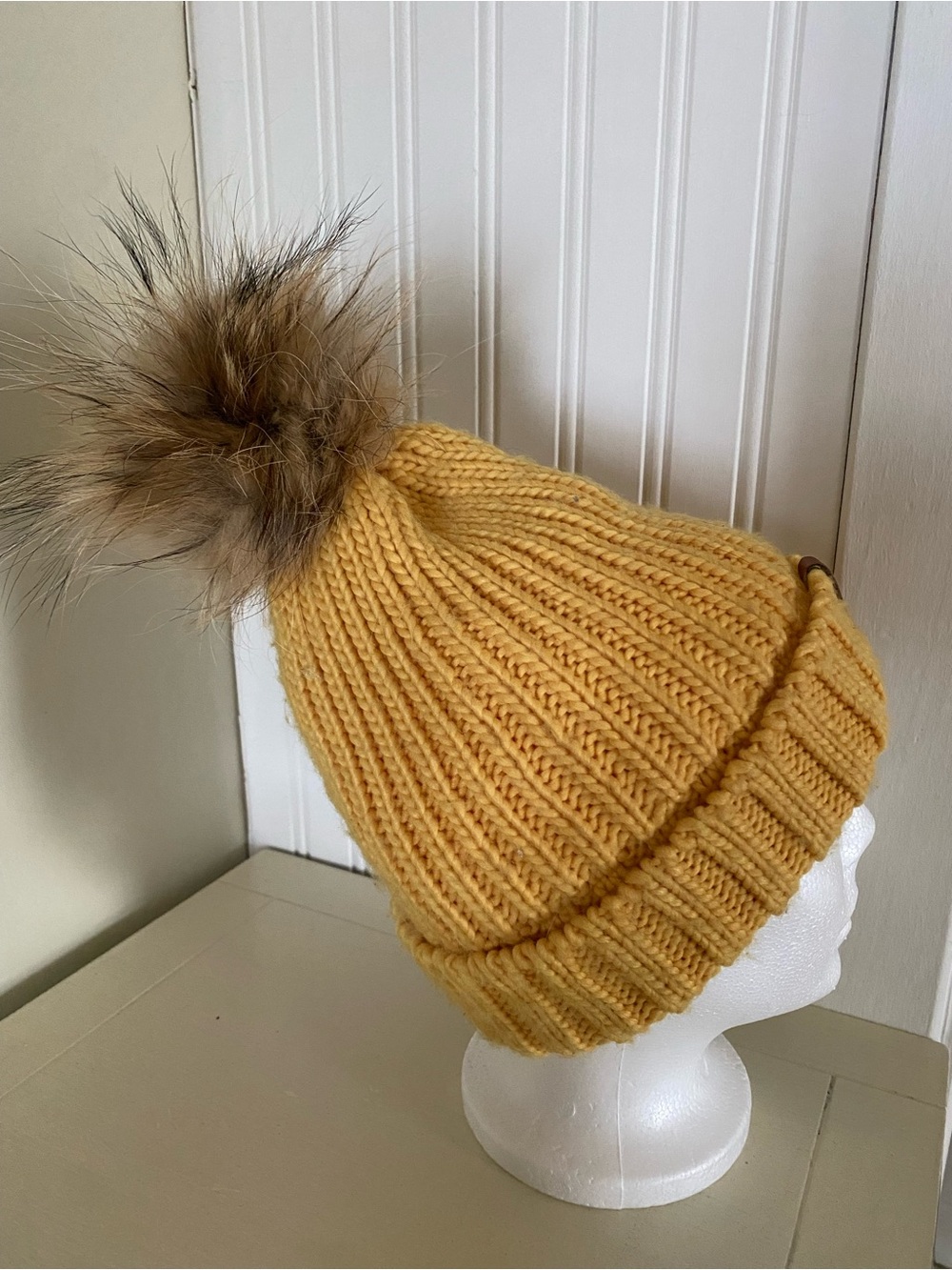 🧶Cozy Yellow Ribbed Knit Pom Pom Beanie Hat